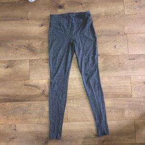gray leggings